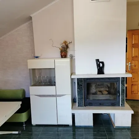 Lucy Apartament * بورغاس