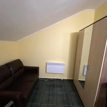 Lucy Apartament * بورغاس