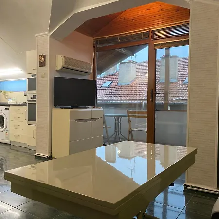 شقة Lucy Apartament *