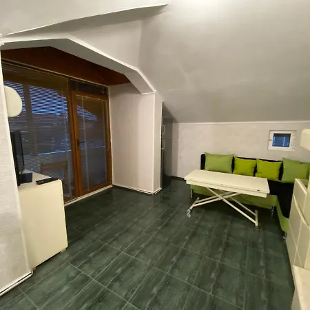 شقة Lucy Apartament بورغاس